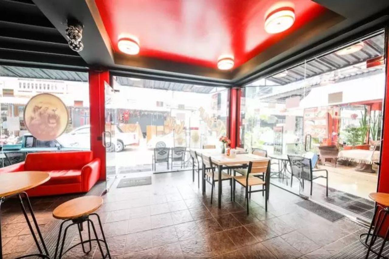 Oyo 244 Roar Inn Patong Eksteriør billede