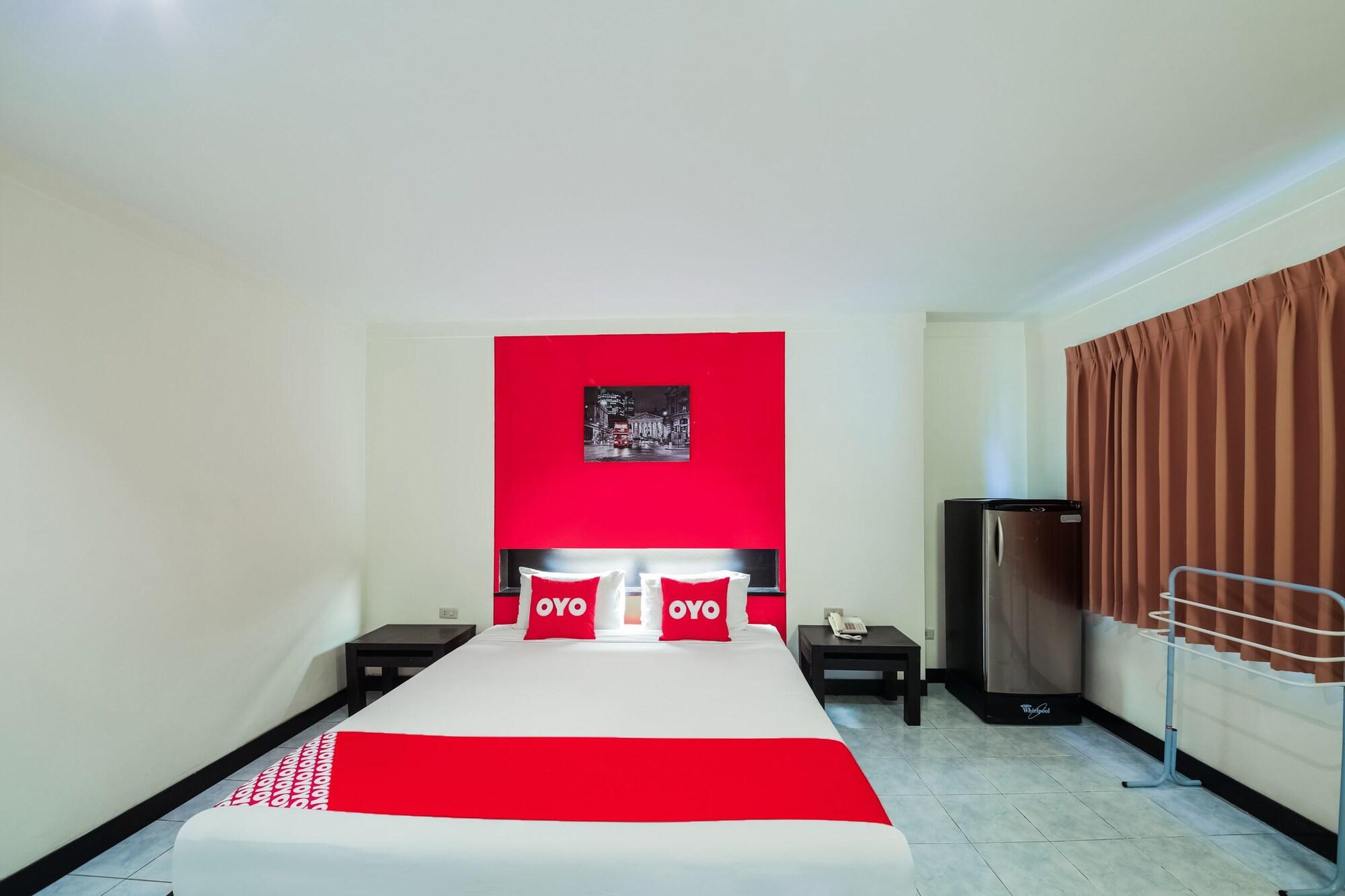 Oyo 244 Roar Inn Patong Eksteriør billede
