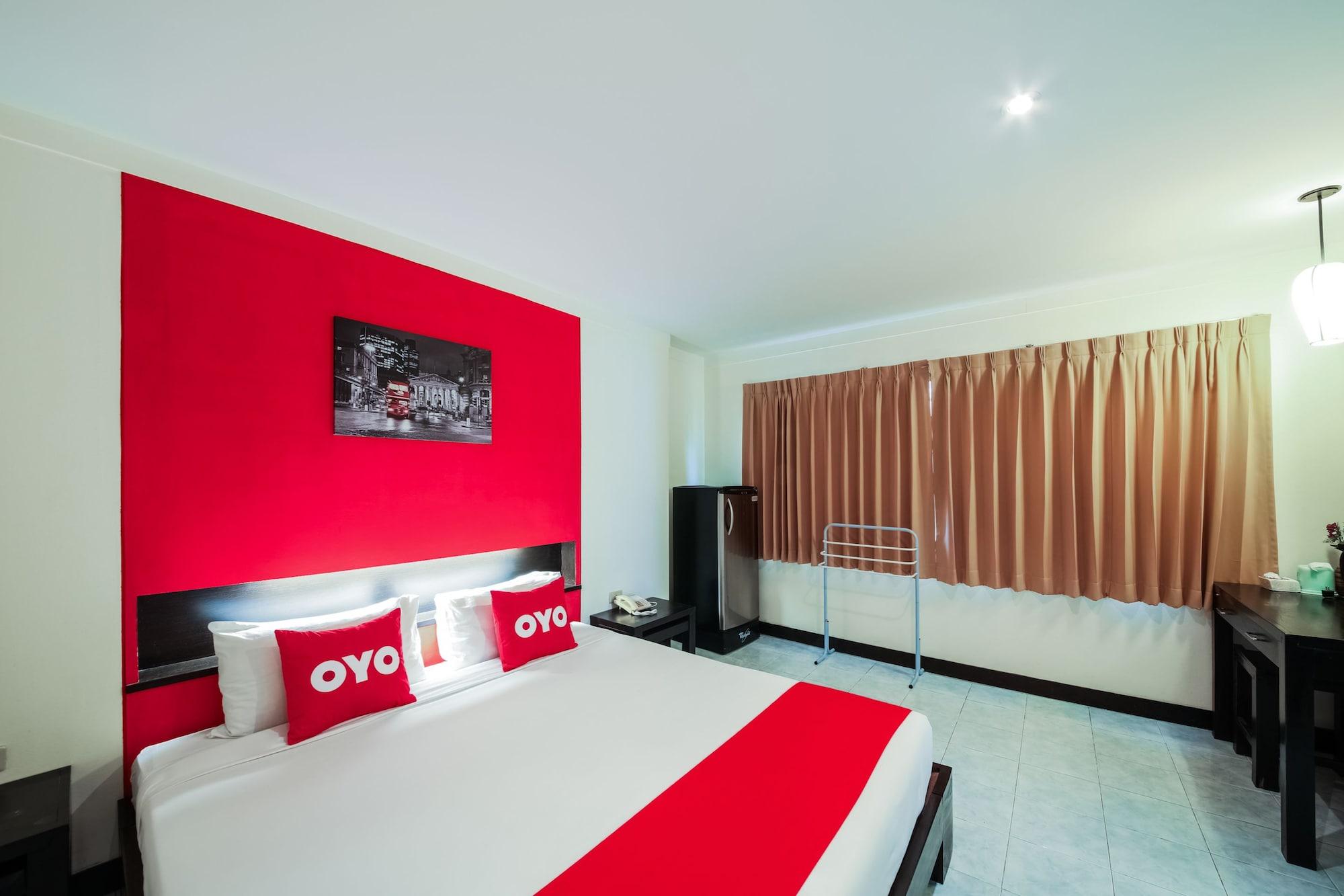 Oyo 244 Roar Inn Patong Eksteriør billede
